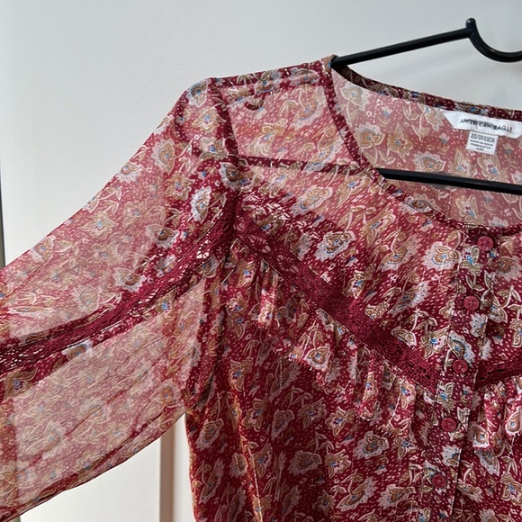 Woman’s XS American eagle blouse top. - Picture 7 of 11